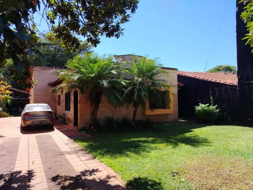 Mayor José Lamas Carísimo c/ Víctor Heyn , Villa Aurelia, Asunción 00001, Парагвай