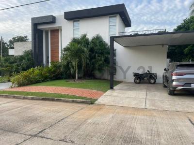 URUBO- CONDOMINIO RIO SIERRA , Oeste, Santa Cruz 00001, 볼리비아