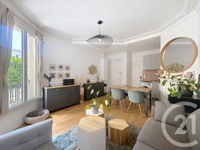 Levallois Perret, Île-de-France 92300, Pháp