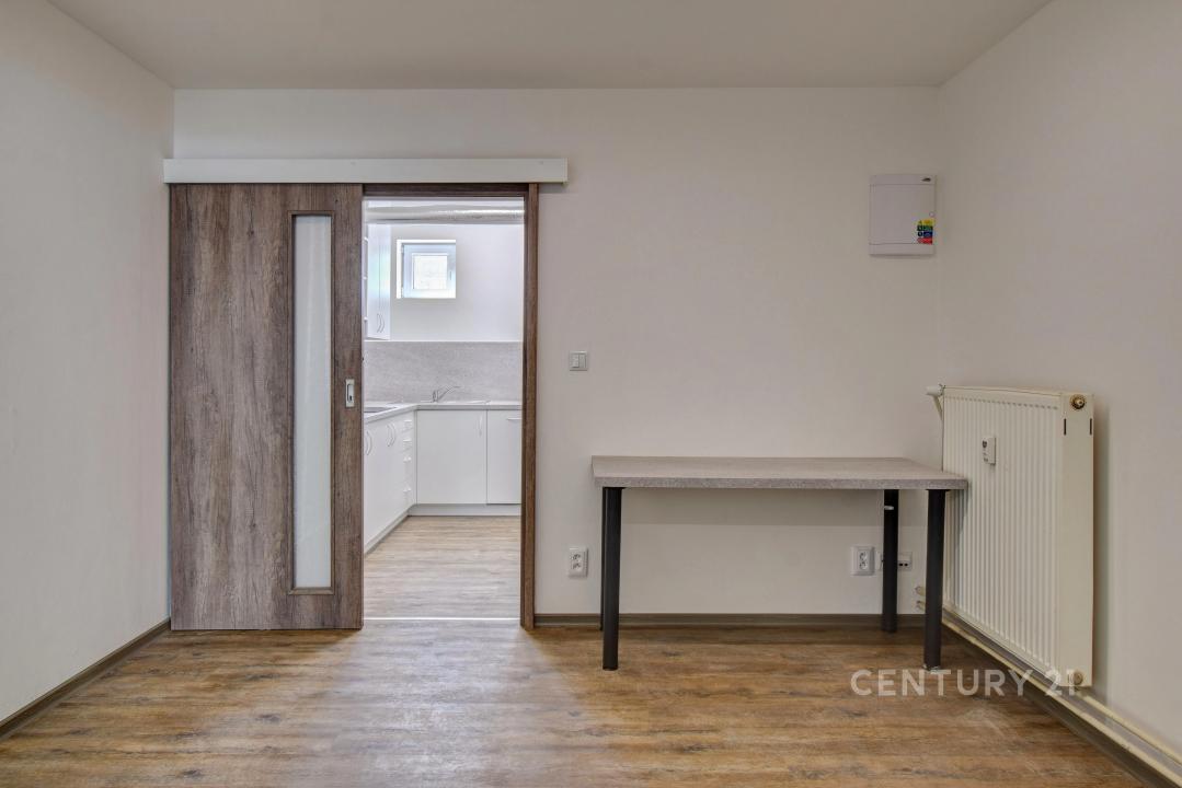 Bzenecká, Plzeň, Plzeň-město 32300, Cộng Hòa Séc