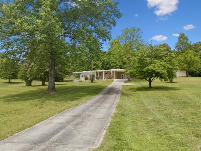 1484 Blythe Ferry Road B , Dayton, Tennessee 37321, États-Unis