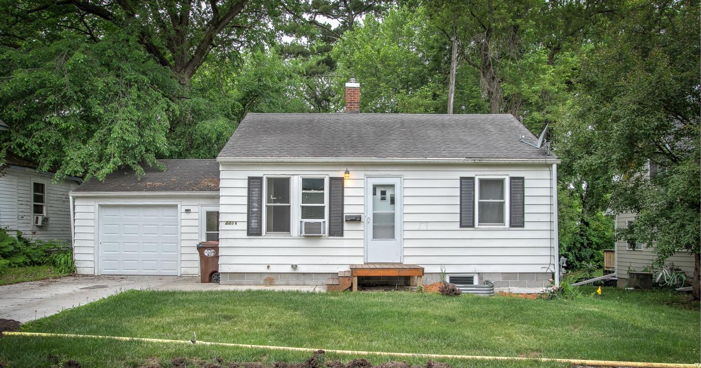 225 Wood Street N, Mora, Minnesota 55051, USA