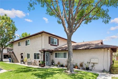 1145 W Sierra Madre Avenue W unit: 2 2, Azusa, California 91702, Stati Uniti