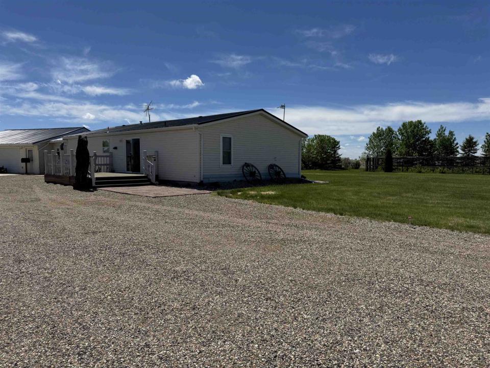 2624 County Road 30, Lansford, Dakota Do Norte 58750, Estados Unidos
