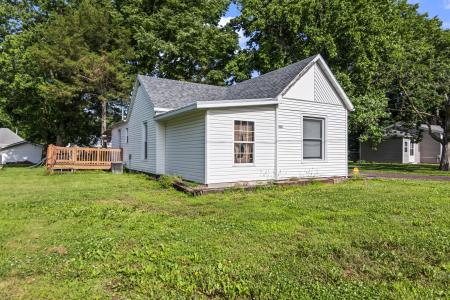 1013 N Van Buren, Litchfield, Illinois 62056, Estados Unidos