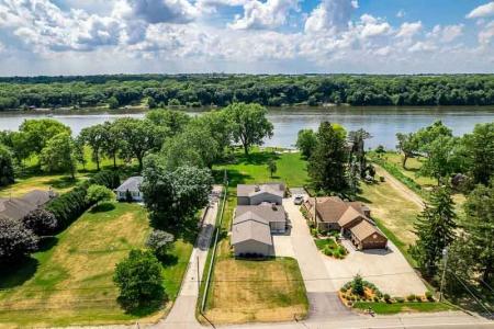 2230 S Riverside Drive, Beloit, Wisconsin 53511, USA