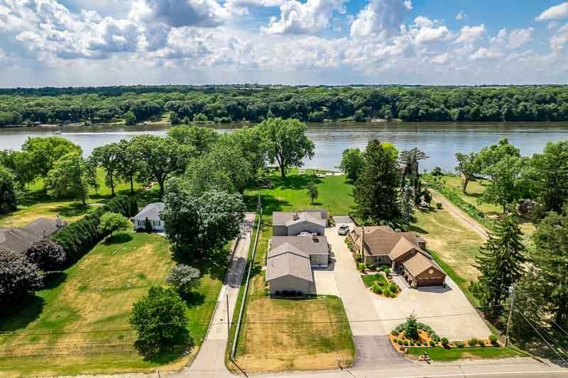 2230 S Riverside Drive, Beloit, Wisconsin 53511, USA