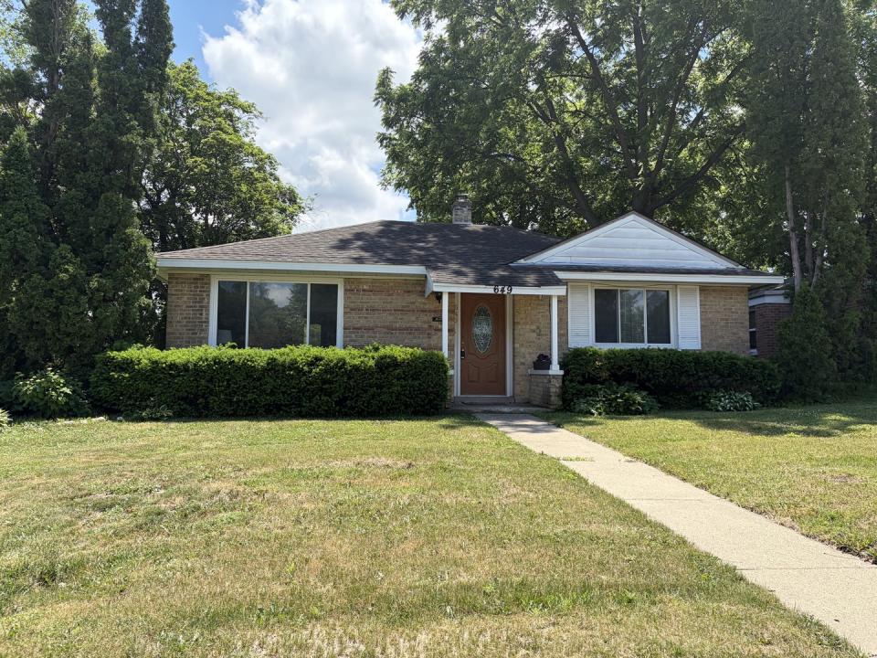 649 E Rockland Road, Libertyville, 伊利诺斯州 60048, 美国
