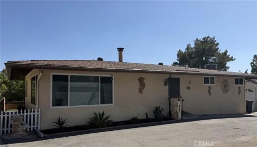 213 Summit View, Calimesa, كاليفورنيا 92320, الولايات المتحدة