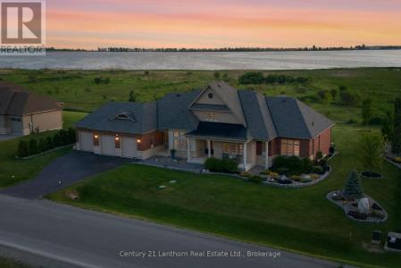 14 WELLERS WAY, Quinte West (murray Ward), Ontario K0K 1L0, Canada