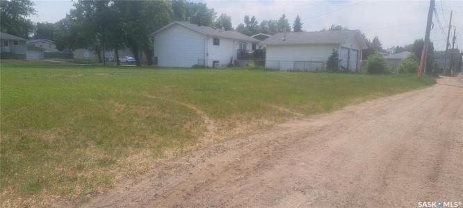 2441 6TH AVENUE E, Prince Albert, Saskatchewan S6V 7P6, Canada