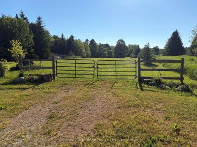 395551 2 CONCESSION, Chatsworth, Ontario N0H 2V0, Canada
