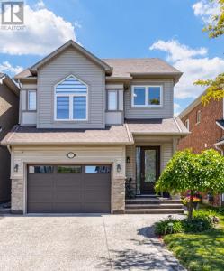 7 BRAMOAK CRESCENT, Brampton (northwest Sandalwood Parkway), Ontario L7A 1T7, Canada