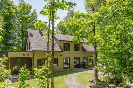 140  Rue des Merisiers, Austin, Quebec J0B 1B0, Canadá