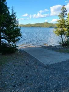 37  Ch. de l'Île, Témiscouata-sur-le-Lac, Quebec G0L 1X0, Canada