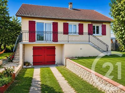 Champs Sur Yonne, Bourgogne 89290, Francia