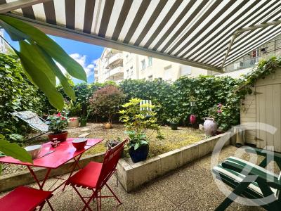 Villeurbanne, Ródano-Alpes 69100, Francia