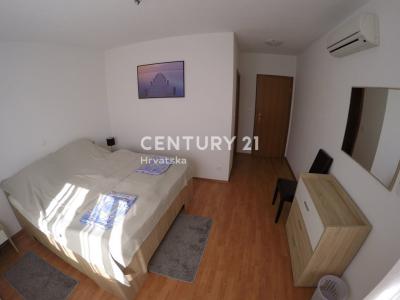 POLJIĆKA CESTA, Porticciolo, Splitsko-dalmatinska Županija 21222, Croazia