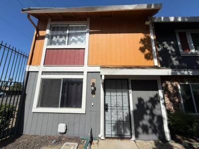 4183 Brookfield Drive, Sacramento, California 95823, USA
