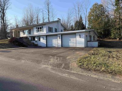 705 W Baraga, Houghton, Michigan 49931, États-Unis