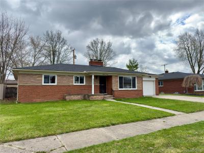 6590 Rockland Street, Dearborn Heights, Michigan 48127, USA