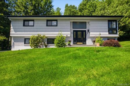 4 Medford Place, Nanuet, New York 10954, USA