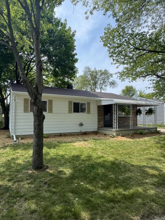 1051 Redleaf Lane Lane, Ypsilanti, Michigan 48198, États-Unis