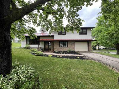 323 Pine St, Viroqua, 威斯康辛州 54665, 美國
