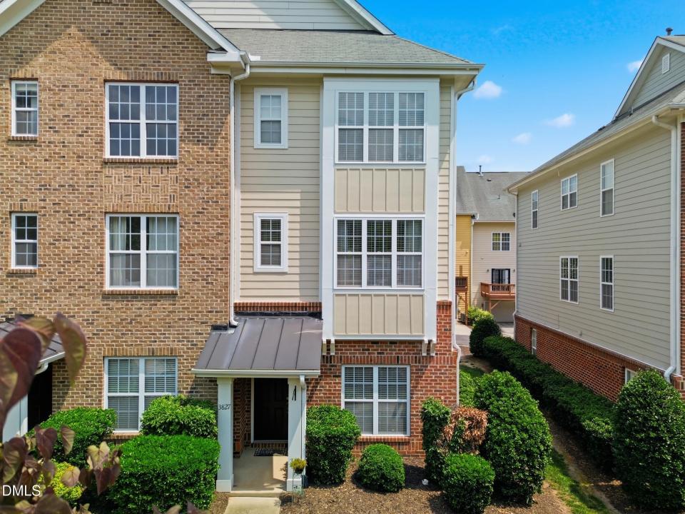 3827 Cary Glen Boulevard, Cary, North Carolina 27519, USA