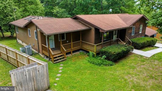276 Wishbone Circle, Hedgesville, West Virginia 25427, USA