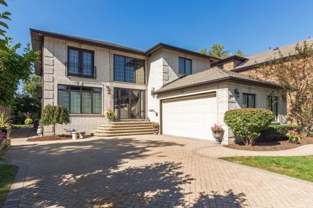 7902 Central Avenue, Morton Grove, Illinois 60053, USA