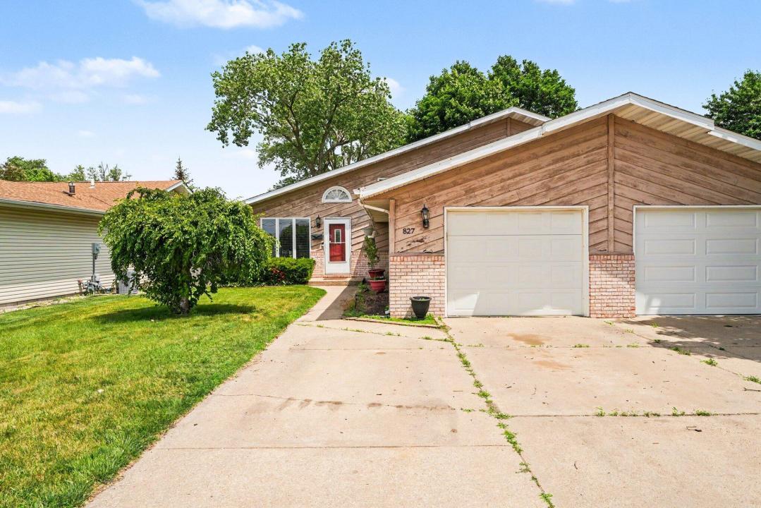 827 N Wiggs Street, Griffith, إنديانا 46319, الولايات المتحدة
