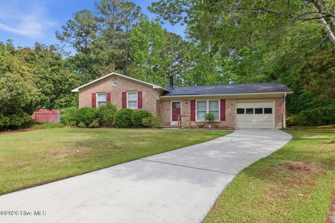 206 Chatham Court, Jacksonville, North Carolina 28540, USA