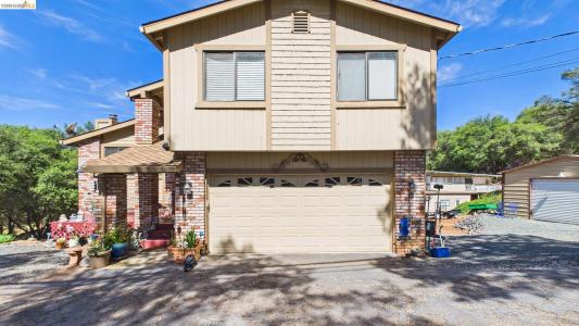 11858 Campo Seco Rd., Sonora, California 95370, USA
