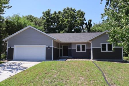 11893 Pine Street, Trempealeau, Wisconsin 54661, USA