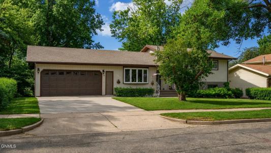 2009 Grimsrud Drive, Bismarck, Dakota Du Nord 58501, États-Unis