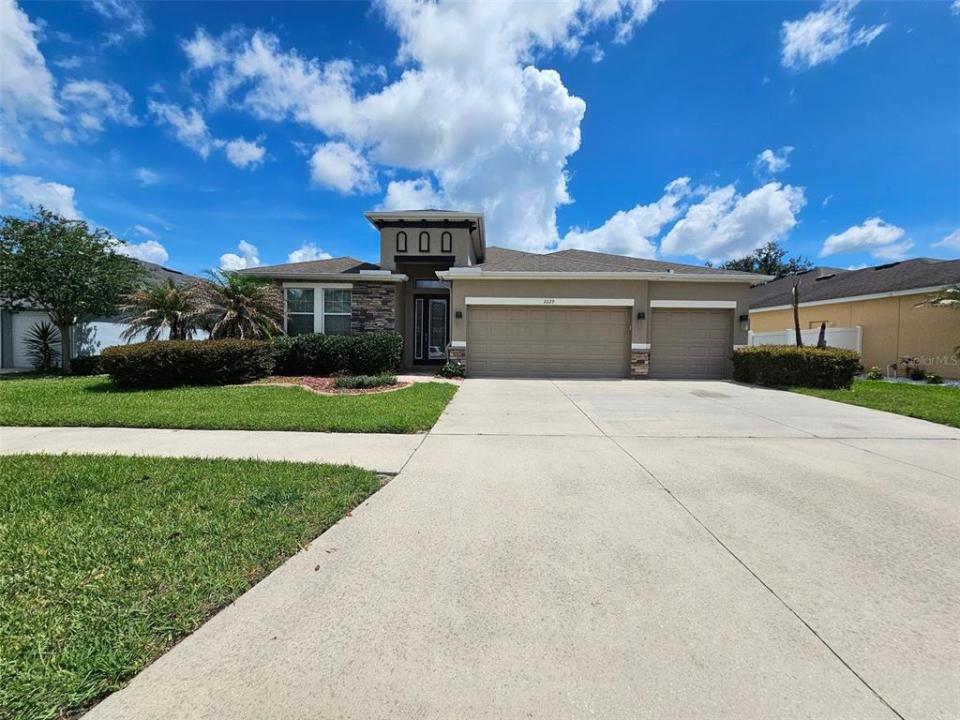2229 Valterra Vista Way, Valrico, Florida 33594, USA