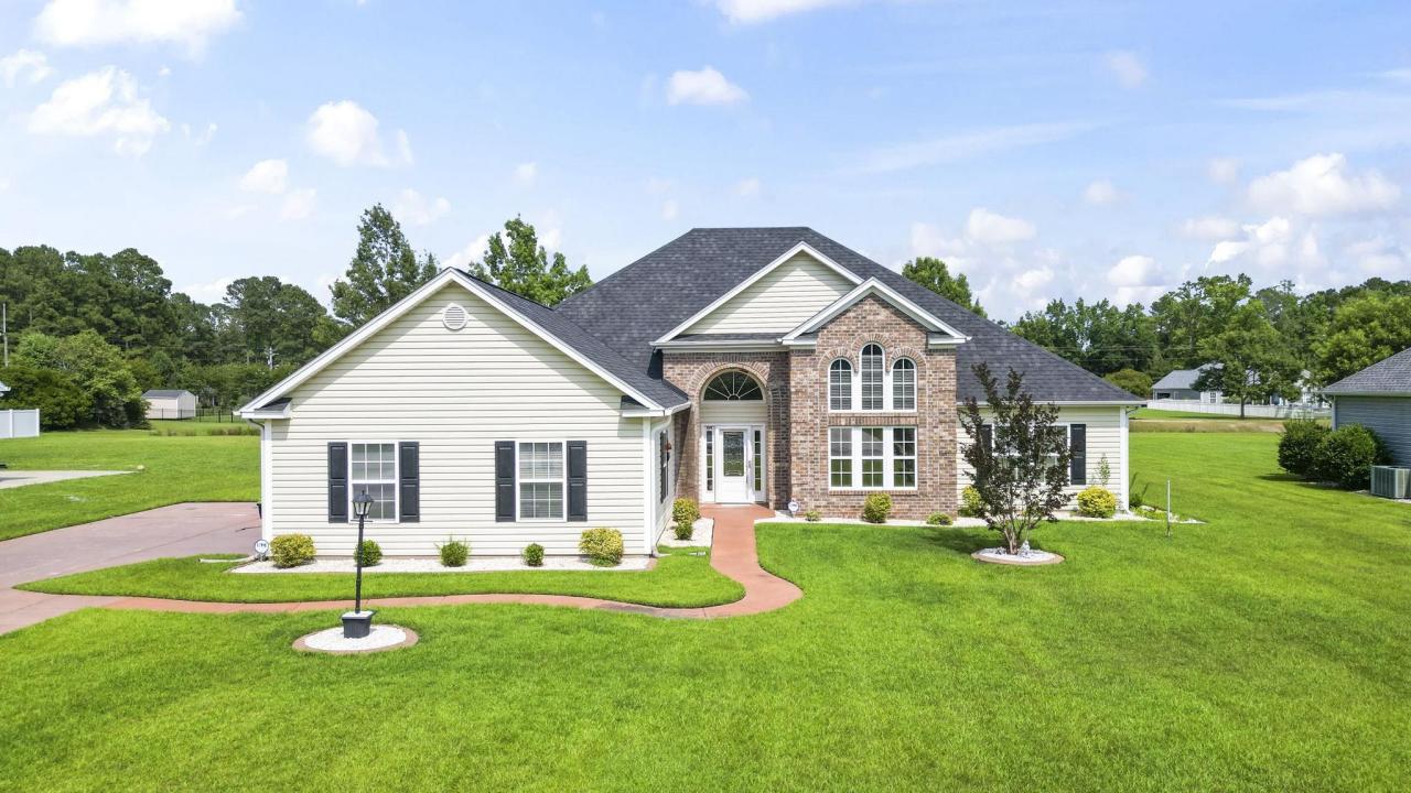 109 Mesa Raven Dr., Longs, Karolina Południowa 29568, USA