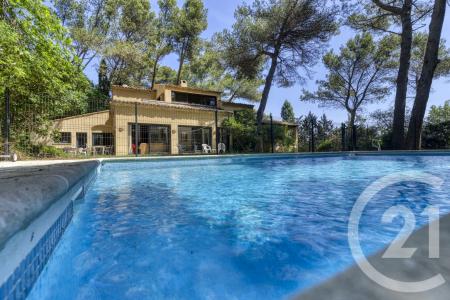 Villeneuve Les Avignon, Languedoc-Roussillon 30400, France
