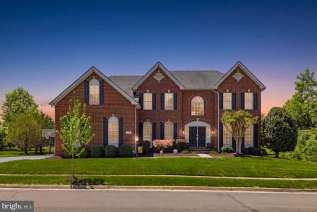 25785 Flyaway, Chantilly, Virginia 20152, USA