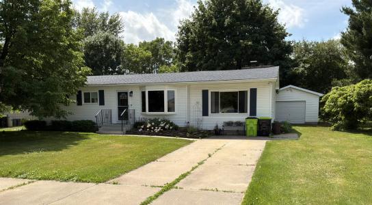 4648 Meadow Court, Auburn, Michigan 48611, USA