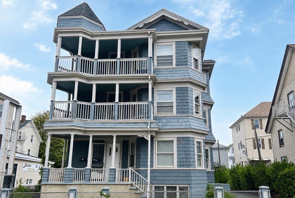 212 Brightman St, Fall River, מסצ'וסטס 02720, ארצות הברית של אמריקה