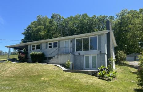 336 Cedar Street, Bluff City, Tennessee 37618, USA