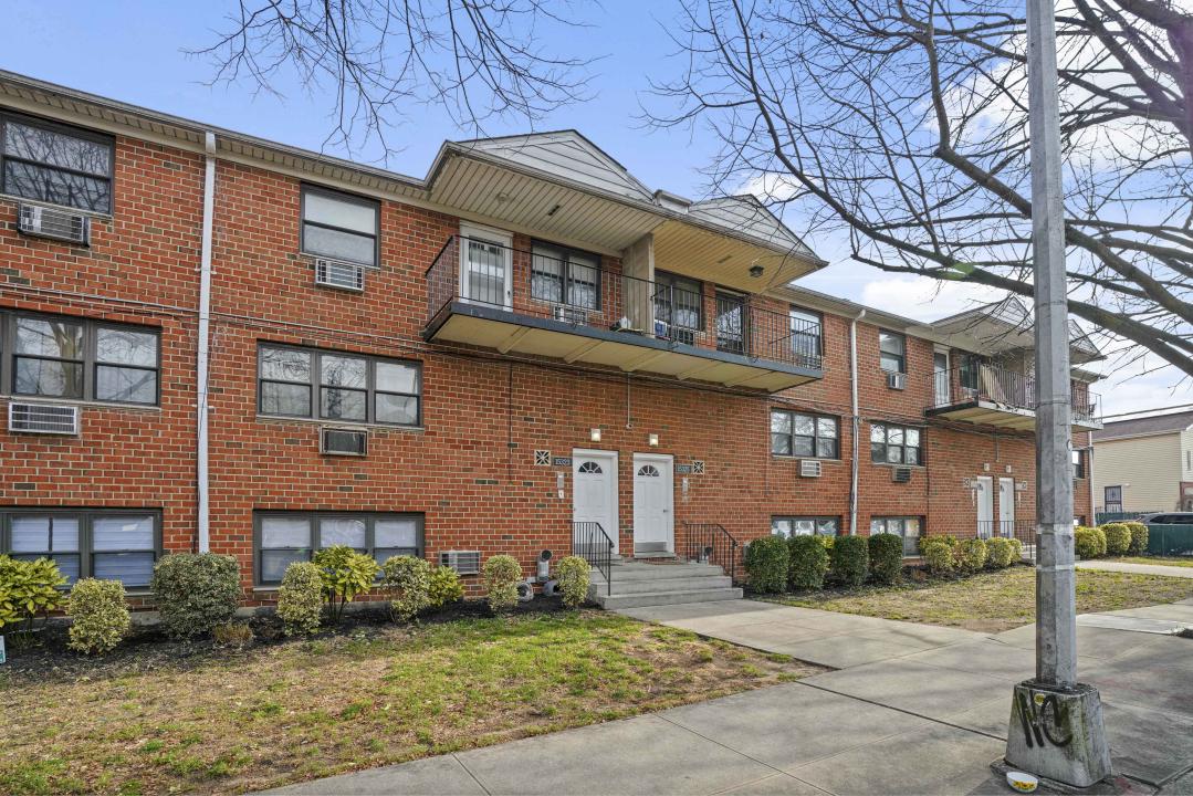 153-23 78th Street Unit C, Howard Beach, New York 11414, USA