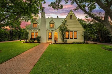 1310 E University Ave, Georgetown, Texas 78626, USA