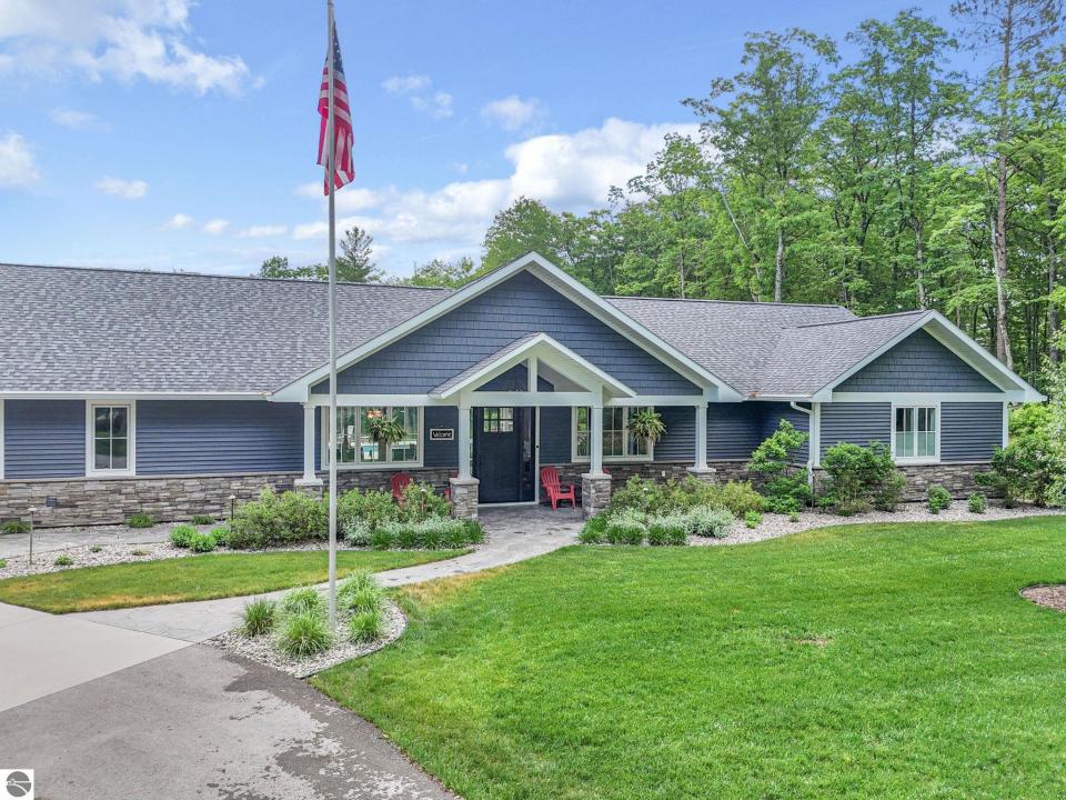 586 Starflower Lane, Traverse City, Michigan 49696, Estados Unidos