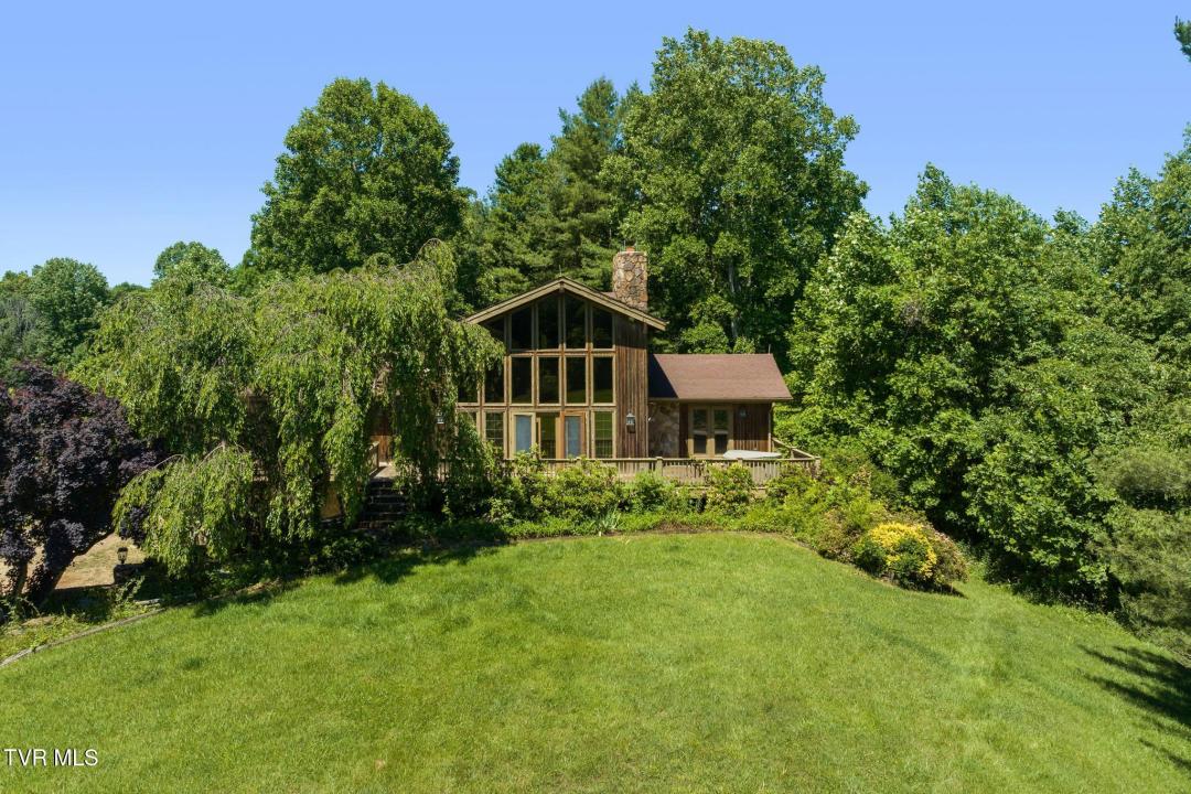 35000 Barrtree Lane, Glade Spring, Virginia 24340
