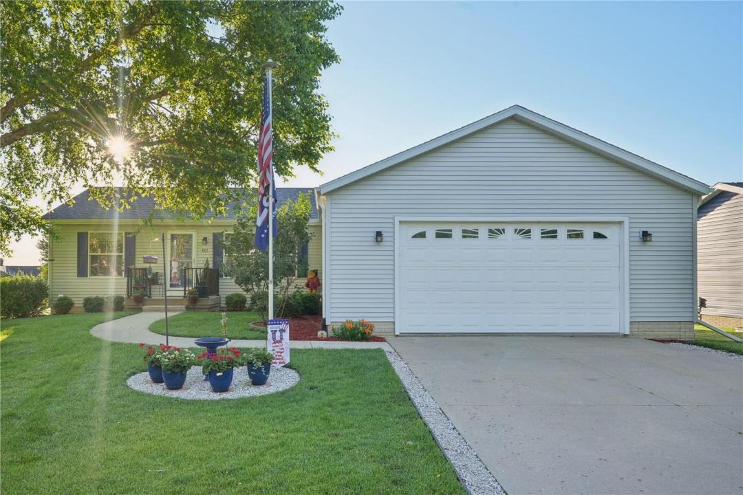602 S Jackson Street, Lizbona, Iowa 52253, USA