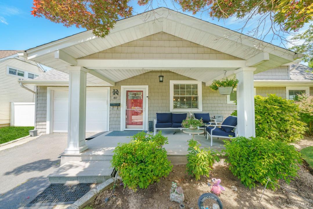 87 Tardy Lane, Wantagh, New York 11793, États-Unis
