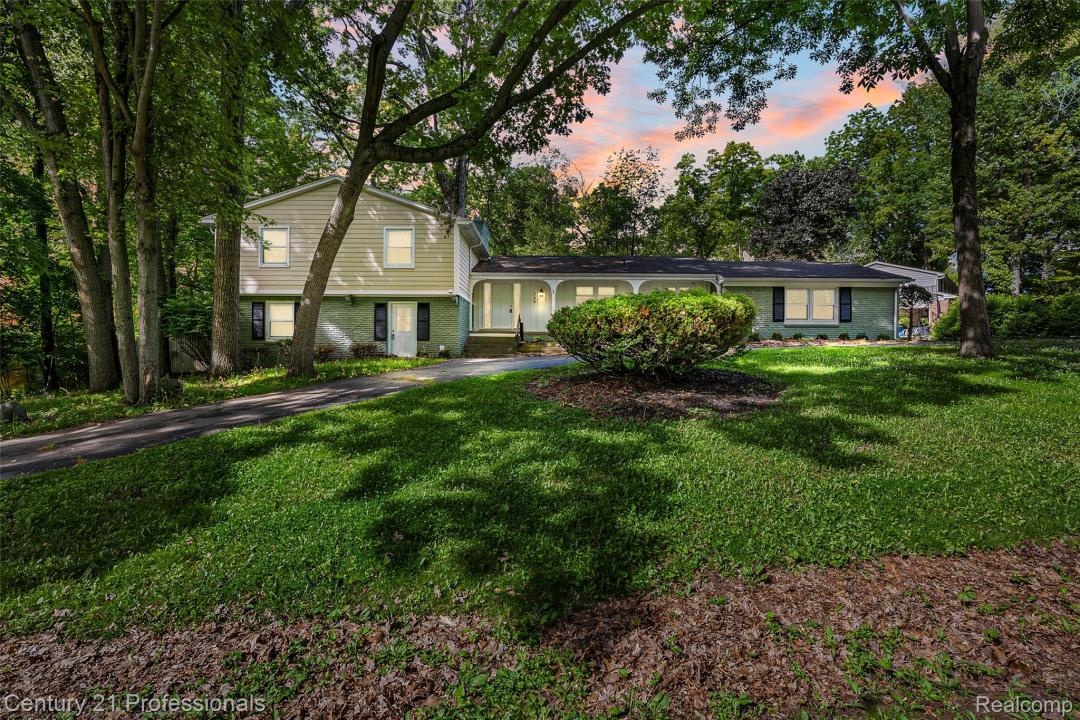 745 Hawthorne Drive, BloomfieldHills, ミシガン 48304, アメリカ合衆国